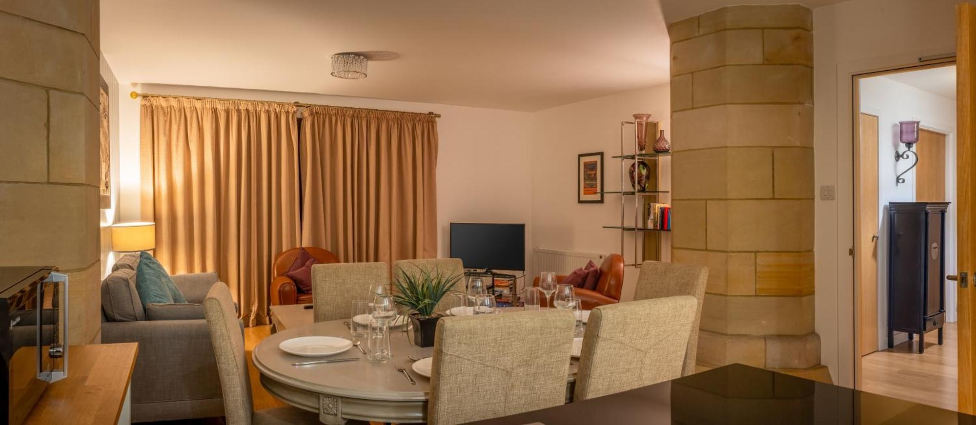 Apartment Abbey Church 9 The Nave 2 Bedroom Luxury Self Catering In Historic Abbey