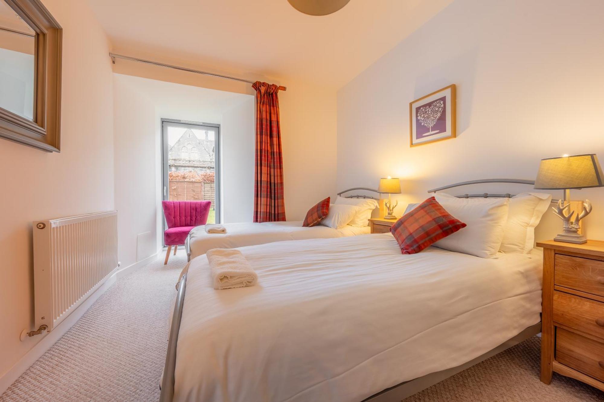 Abbey Church 9 The Nave 2 Bedroom Luxury Self Catering In Historic Abbey Apartment Fort Augustus